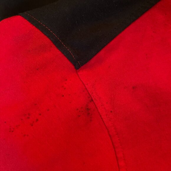 ENYCE MEDIUM RED & BLACK LONG-SLEEVE TOP - Picture 5 of 5